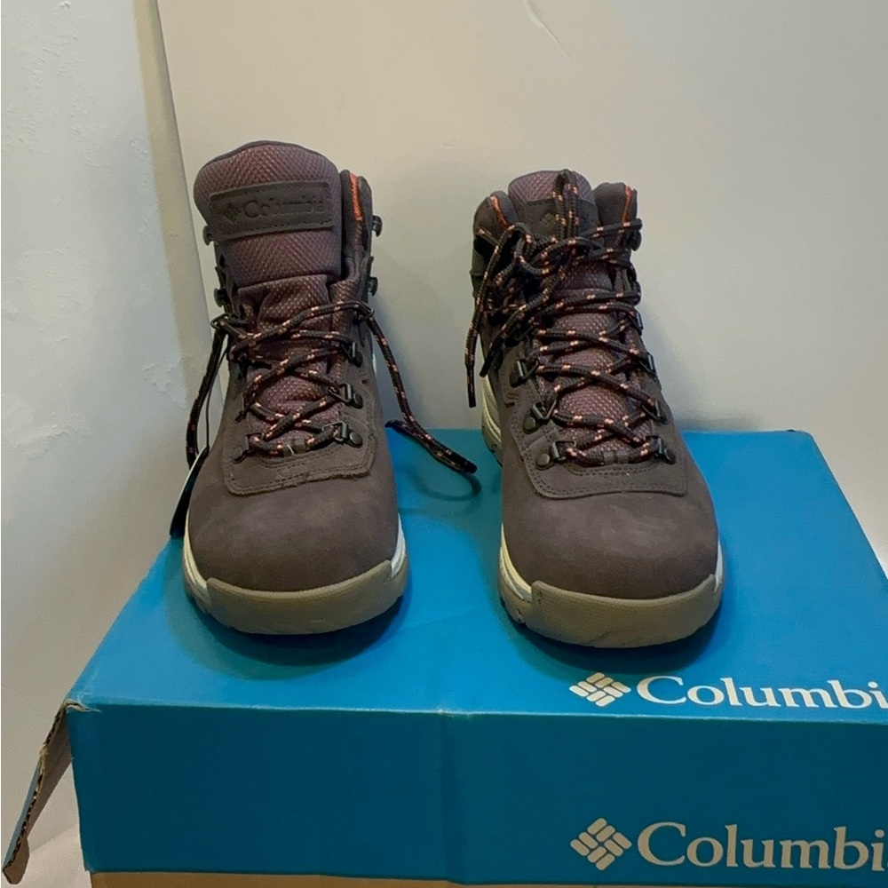 Columbia Dark Brown Outdoor Boots women